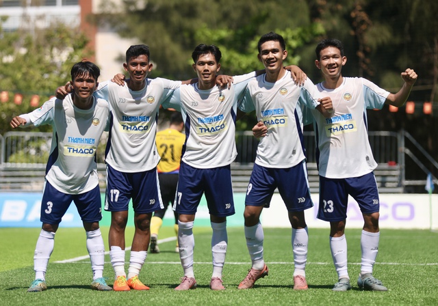 Người h&ugrave;ng Trường ĐH Svay Rieng x&uacute;c động với phần thưởng đặc biệt- Ảnh 2.