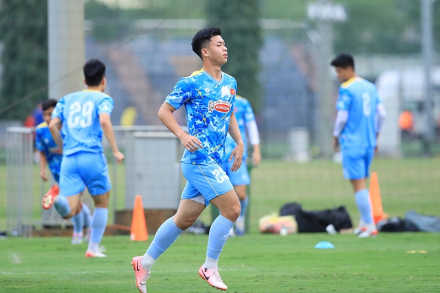 Nỗi lo thiếu tiền đạo ở đội U.23 Việt Nam- Ảnh 1.