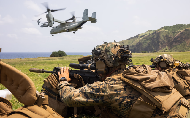 Lầu Năm Góc chuẩn bị khả năng triển khai bộ binh ở Iran Năm 2026 - Ảnh 1. Lầu Năm Góc chuẩn bị khả năng triển khai bộ binh ở Iran Năm 2026 - Ảnh 1.