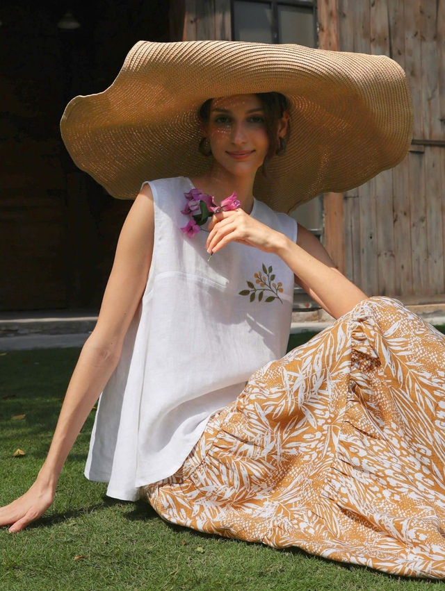 Thoáng mát cả ngày dài với trang phục linen tự nhiên- Ảnh 1.