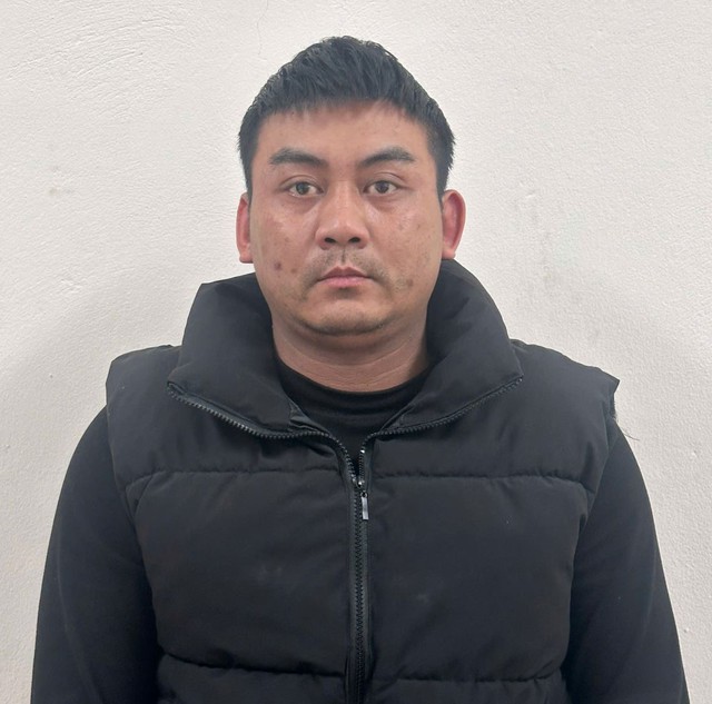 Khởi tố đối tượng trói, đánh con ruột, hành hạ vợ mang thai- Ảnh 1. Khởi tố đối tượng trói, đánh con ruột, hành hạ vợ mang thai- Ảnh 1.