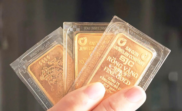 Tỷ giá phập phồng tăng- Ảnh 2. Tỷ giá phập phồng tăng- Ảnh 2.