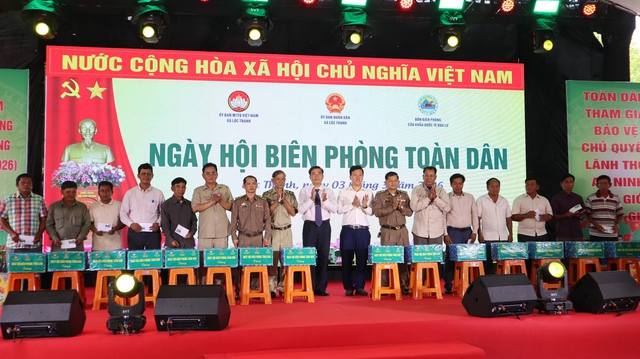 Rộn r&agrave;ng kh&ocirc;ng kh&iacute; Ng&agrave;y hội bi&ecirc;n ph&ograve;ng to&agrave;n d&acirc;n tại Đồng Nai - Ảnh 3.