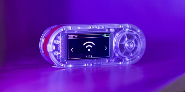 'Cơn &aacute;c mộng' mới khiến h&agrave;ng tỉ thiết bị Wi-Fi bị theo d&otilde;i - Ảnh 1.