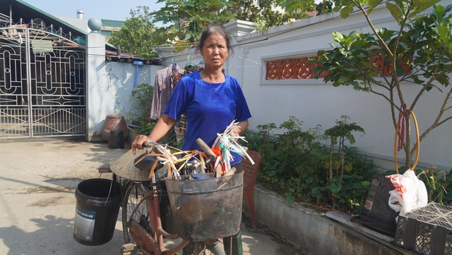 Cụ b&agrave; nu&ocirc;i 3 người th&acirc;n bị t&acirc;m thần- Ảnh 2.