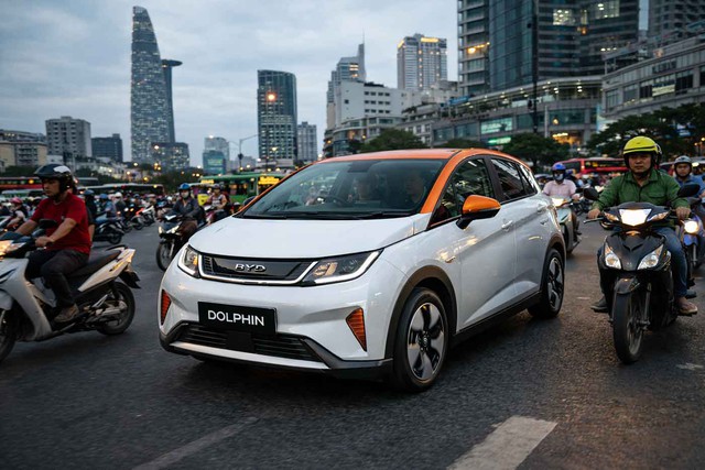 BYD Dolphin và cuộc cạnh tranh mới, liệu có thay thế được xe xăng? - Ảnh 2.