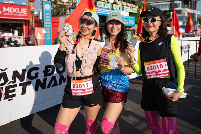 11 năm li&ecirc;n tiếp đồng h&agrave;nh c&ugrave;ng Tiền Phong Marathon 2026- Ảnh 3.