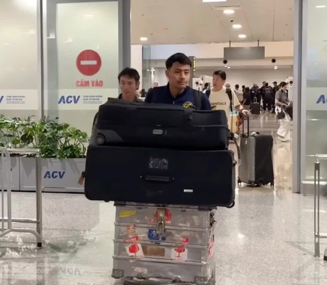 Đội tuyển Việt Nam kh&ocirc;ng dễ thắng d&ugrave; Malaysia mất 7 cầu thủ nhập tịch 'lậu'- Ảnh 1.