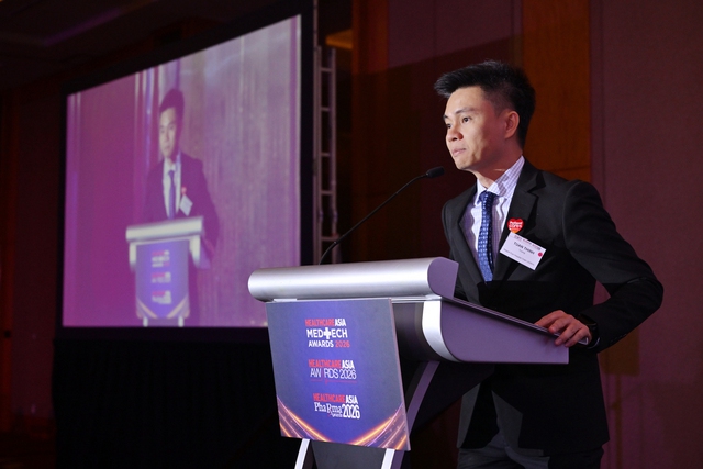 Mắt S&agrave;i G&ograve;n thắng giải đổi mới s&aacute;ng tạo c&ocirc;ng nghệ y tế khu vực ch&acirc;u &Aacute; - Ảnh 2.