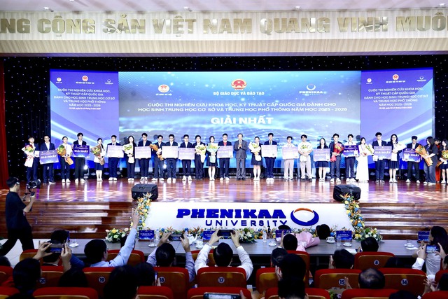 - Ảnh 2. - Ảnh 2.