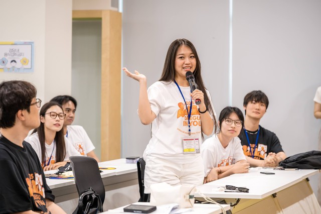 Chưa tốt nghiệp, c&ocirc; g&aacute;i Đ&agrave; Nẵng đ&atilde; được ĐH số 1 thế giới mời học - Ảnh 2.