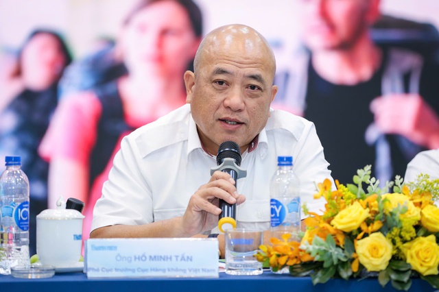 Hàng không, du lịch ứng phó 'cơn lốc ngược'- Ảnh 4. Hàng không, du lịch ứng phó 'cơn lốc ngược'- Ảnh 4.