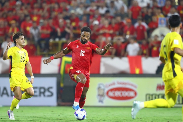 Vừa Hên vừa Son lại còn Mạnh, đội tuyển Việt Nam thắng giòn giã Malaysia: VFF thưởng lớn- Ảnh 6. Vừa Hên vừa Son lại còn Mạnh, đội tuyển Việt Nam thắng giòn giã Malaysia: VFF thưởng lớn - Ảnh 6.