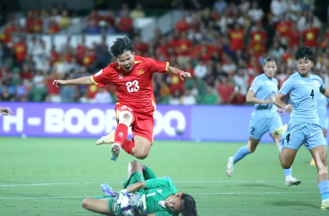 Chiến thắng quá cảm xúc của những cô gái kim cương- Ảnh 1. Chiến thắng quá cảm xúc của những cô gái kim cương- Ảnh 1.