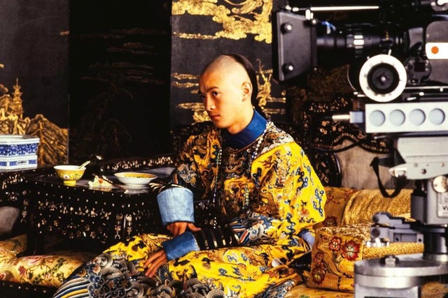 'Ho&agrave;ng đế cuối c&ugrave;ng' g&acirc;y sốt trở lại, l&agrave; phim ch&acirc;u &Aacute; hay nhất mọi thời đại - Ảnh 2.