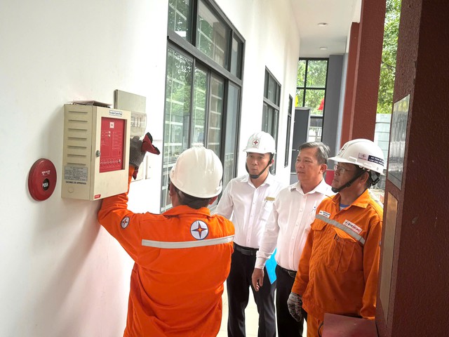 - Ảnh 6. - Ảnh 6.