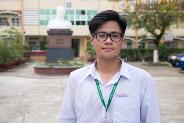 Nếp sống kỷ luật của nam sinh miền T&acirc;y học giỏi, thổi s&aacute;o hay - Ảnh 2.