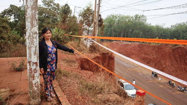 Yêu cầu tạm dừng thi công sau phản ánh của Báo Thanh Niên - Ảnh 2.