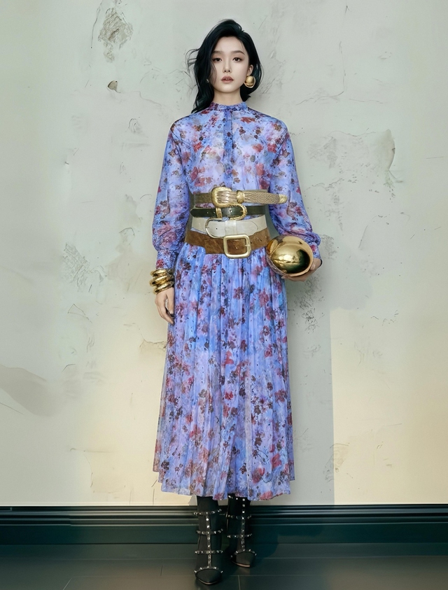 Mùa xuân, mùa diện váy họa tiết lãng mạn- Ảnh 4.