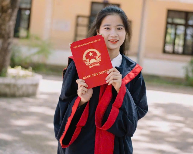 Gen Z Quảng Trị 'check-in' nghĩa vụ Công an nhân dân: Yêu là lên đường!- Ảnh 1. Gen Z Quảng Trị 'check-in' nghĩa vụ Công an nhân dân: Yêu là lên đường!- Ảnh 1.