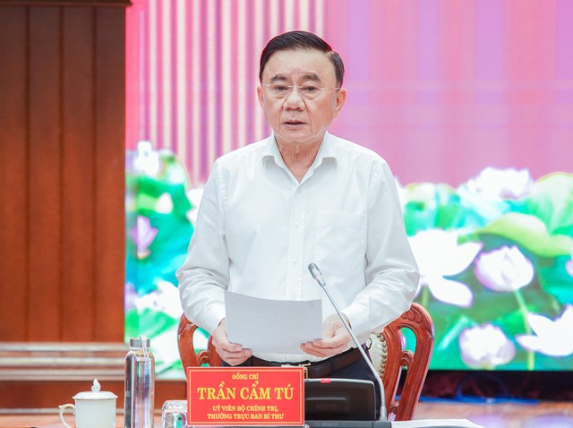 Thường trực Ban B&iacute; thư đ&aacute;nh gi&aacute; cao c&aacute;ch l&agrave;m s&aacute;ng tạo của Đ&agrave; Nẵng- Ảnh 2.