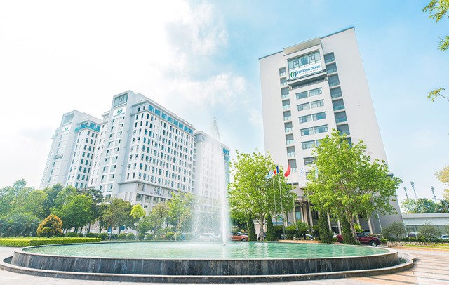 Dấu ấn 2025: H&agrave;nh tr&igrave;nh ph&aacute;t triển to&agrave;n diện của BVĐK Phương Đ&ocirc;ng - Ảnh 3.