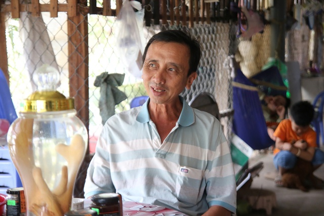 B&aacute;n b&ograve; chuyển sang nu&ocirc;i hươu lấy nhung, n&ocirc;ng d&acirc;n miền T&acirc;y 'h&aacute;i lộc' đều tay - Ảnh 4.