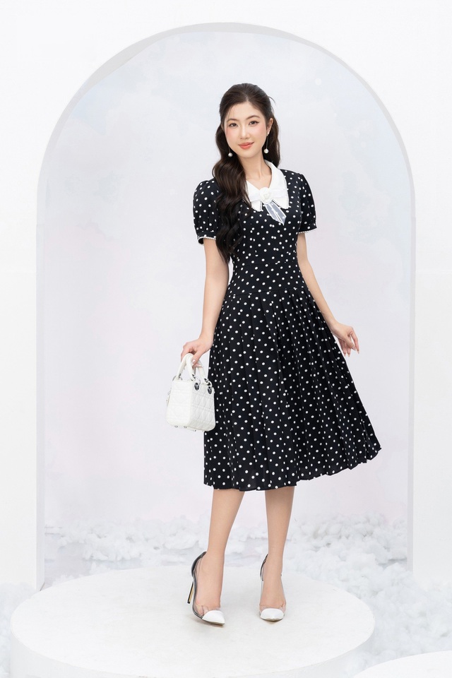 Rạng rỡ với váy họa tiết chấm bi cho những ngày giao mùa - Ảnh 5.