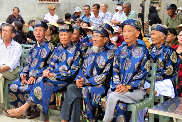 Lễ hội Vía Bà tưởng nhớ bà đỡ được vua Tự Đức ban sắc- Ảnh 6.