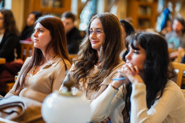 Nhiều học bổng du học ch&acirc;u &Acirc;u, ch&acirc;u &Aacute;, ch&acirc;u Đại Dương miễn ph&iacute; cho người Việt - Ảnh 3.