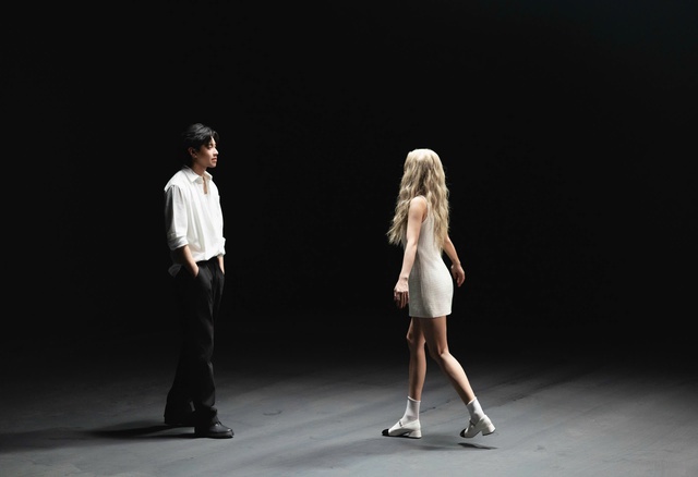 Nữ DJ là 'mẹ ba con' nóng bỏng và cuộc sống viên mãn bên chồng doanh nhân- Ảnh 3. Nữ DJ là 'mẹ ba con' nóng bỏng và cuộc sống viên mãn bên chồng doanh nhân- Ảnh 3.