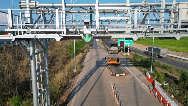 C&aacute;ch nhận biết xe qu&aacute; tải trọng khi đi v&agrave;o cao tốc? - Ảnh 3.