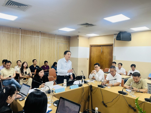 Sở C&ocirc;ng thương TP.HCM họp khẩn với doanh nghiệp xăng dầu, kh&iacute;, điện- Ảnh 2.