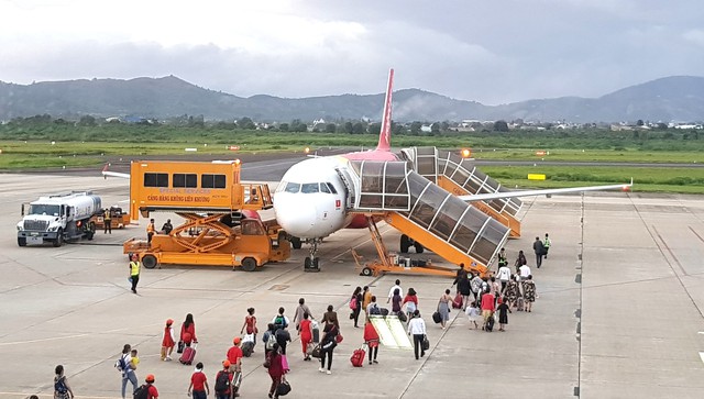 Thách thức du lịch Lâm Đồng khi sân bay Liên Khương tạm đóng cửa- Ảnh 1. Thách thức du lịch Lâm Đồng khi sân bay Liên Khương tạm đóng cửa- Ảnh 1.