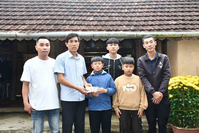 Chuyện tử tế: Chuyện của gia đ&igrave;nh &ldquo;người h&ugrave;ng&rdquo; tr&ecirc;n s&ocirc;ng Gianh- Ảnh 3.