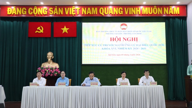 Người d&acirc;n kh&oacute; t&igrave;m chỗ đỗ xe trung t&acirc;m TP.HCM, B&iacute; thư Trần Lưu Quang n&oacute;i g&igrave;? - Ảnh 1.