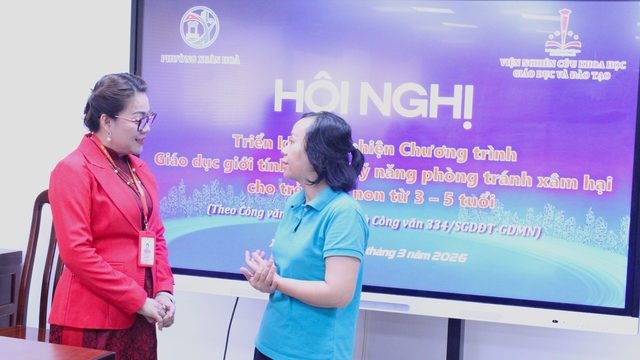 'Con sinh ra từ đâu' sau 40 năm vẫn là câu hỏi làm khó nhiều phụ huynh - Ảnh 3.