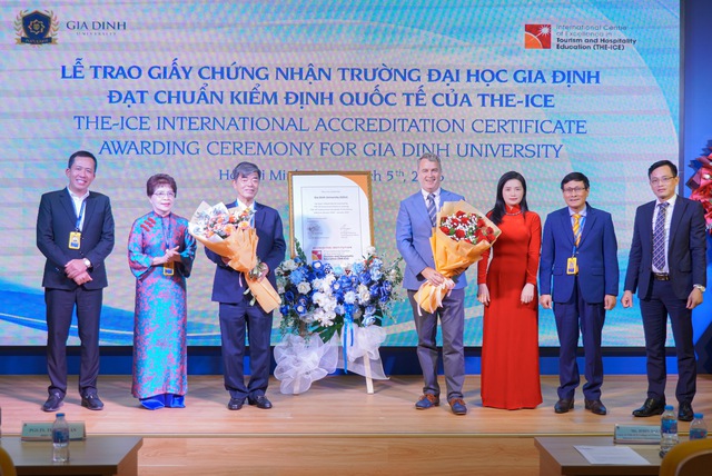 Một trường ĐH đạt ti&ecirc;u chuẩn xuất sắc của tổ chức kiểm định gi&aacute;o dục &Uacute;c - Ảnh 1.