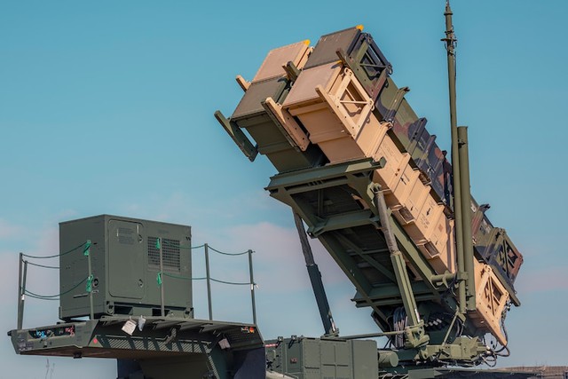 Quan chức Mỹ thừa nhận kh&ocirc;ng thể ngăn chặn hết UAV Iran? - Ảnh 2.