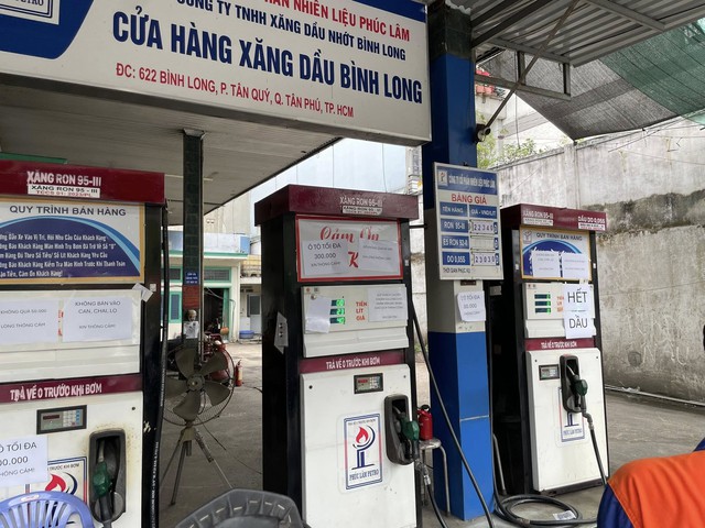 Kh&ocirc;ng chờ 7 ng&agrave;y, c&oacute; thể điều chỉnh gi&aacute; xăng dầu sớm hơn quy định- Ảnh 1.