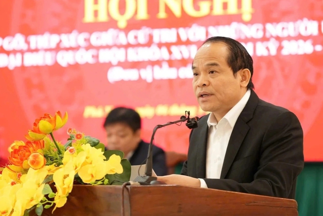 Bầu cử Quốc hội: Ứng vi&ecirc;n cam kết bảo vệ lợi &iacute;ch ch&iacute;nh đ&aacute;ng của người d&acirc;n - Ảnh 1.