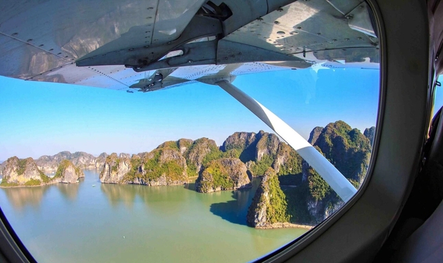 Thủy phi cơ ngắm vịnh Hạ Long dừng bay- Ảnh 2.