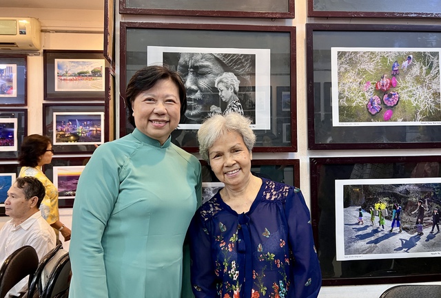 Quê hương Việt Nam qua ống kính nữ nhiếp ảnh gia có gì đặc biệt?  - Ảnh 4.