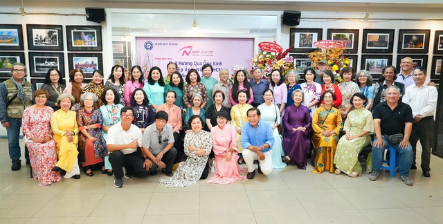 Quê hương Việt Nam qua ống kính nữ nhiếp ảnh gia có gì đặc biệt?  - Ảnh 1.