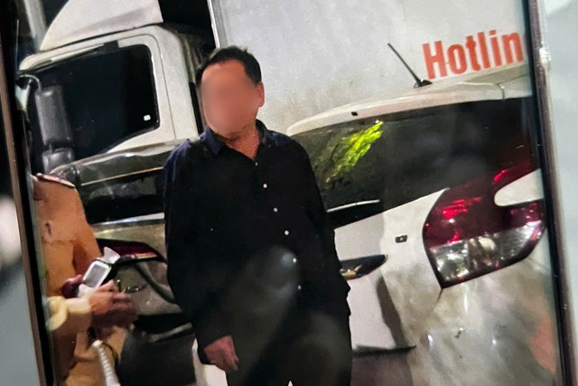 Điều tra vụ t&agrave;i xế c&oacute; nồng độ cồn, g&acirc;y tai nạn li&ecirc;n ho&agrave;n ở H&agrave; Nội - Ảnh 1.