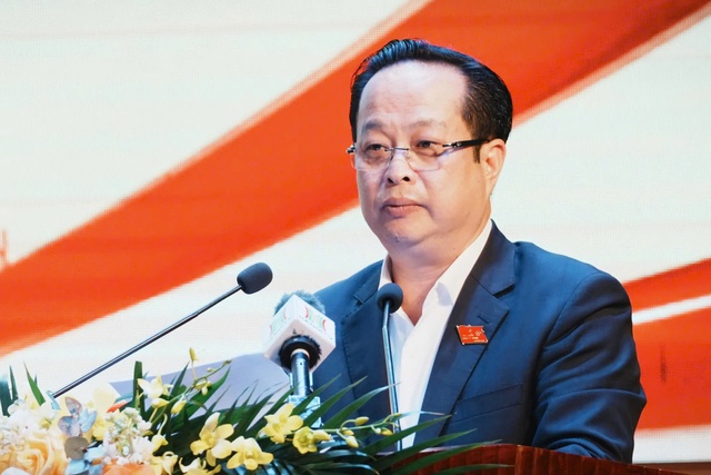 Con trai bầu Hiển muốn đ&agrave;o tạo năng khiếu b&oacute;ng đ&aacute; trẻ 4 x&atilde; ở H&agrave; Nội - Ảnh 3.