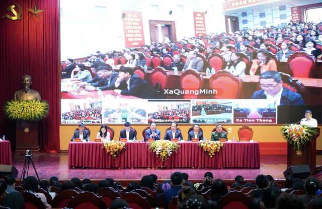  Tiết lộ điều quan trọng khi tiếp xúc cử tri- Ảnh 2.