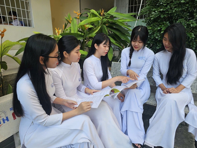 Những th&ocirc;ng tin học sinh mong được giải đ&aacute;p tại Tư vấn m&ugrave;a thi - Ảnh 1.