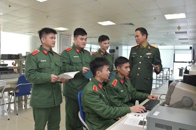 23 trường qu&acirc;n đội tuyển 5.420 chỉ ti&ecirc;u đại học v&agrave; cao đẳng hệ qu&acirc;n sự- Ảnh 1.