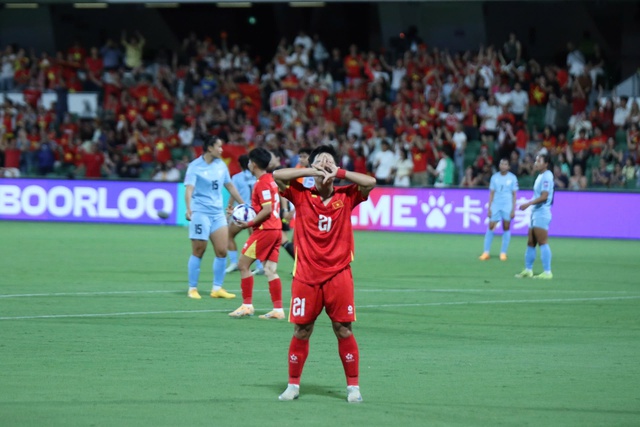 Đội tuyển nữ Việt Nam qu&aacute; quen thắng Đ&agrave;i Loan giờ&hellip; ăn trưa, kỷ niệm đẹp World Cup- Ảnh 2.